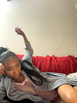 Snapshot of Iceblanca chatting on 8, 11, 2025 Iceblanca online show from 8, 11, 2025