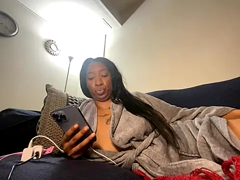 Snapshot of Iceblanca chatting on 1, 12, 2025 Iceblanca online show from 1, 12, 2025