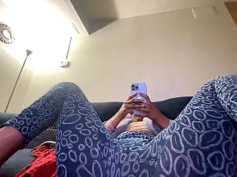 Snapshot of Iceblanca chatting on 13, 12, 2025 Iceblanca online show from 13, 12, 2025