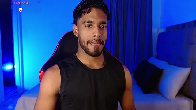 Snapshot of Christian_thor chatting on 6, 11, 2025 Christian thor online show from 6, 11, 2025