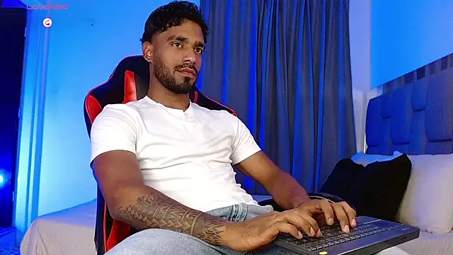 Snapshot of Christian_thor chatting on 7, 11, 2025 Christian thor online show from 7, 11, 2025