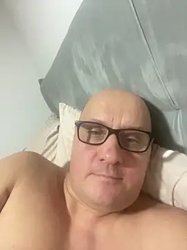 Snapshot of vanjbi45 chatting on 6, 1, 2025 vanjbi45 online show from 6, 1, 2025