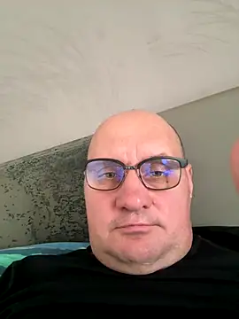 Snapshot of vanjbi45 chatting on 18, 9, 2025 vanjbi45 online show from 18, 9, 2025