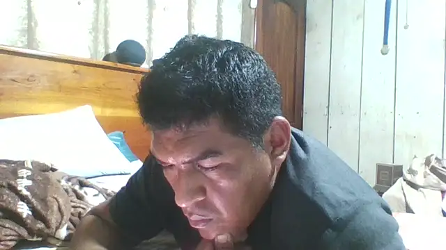 Snapshot of ELVERGON43267 chatting on 8, 4, 2026 ELVERGON43267 online show from 8, 4, 2026