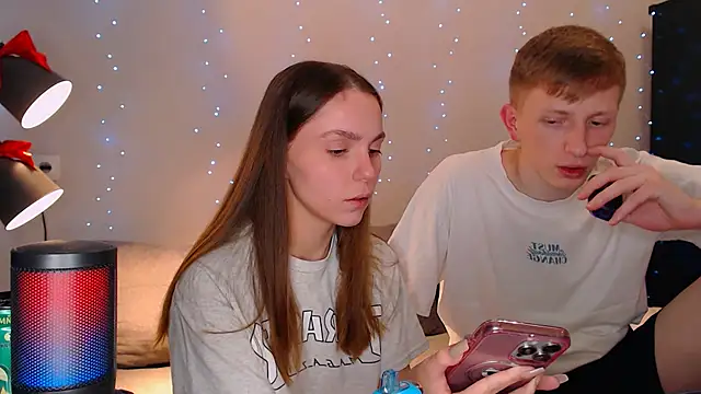 juliaanddima online show from 10, 1, 2025