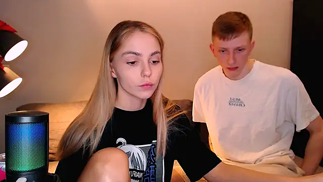 juliaanddima online show from 25, 10, 2025