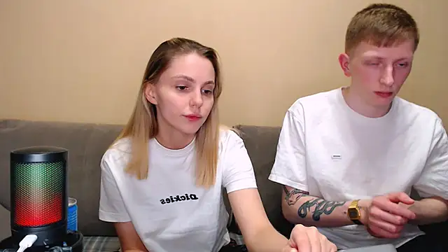 juliaanddima online show from 14, 3, 2026