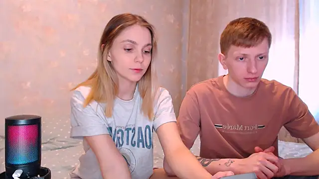 juliaanddima online show from 2, 4, 2026