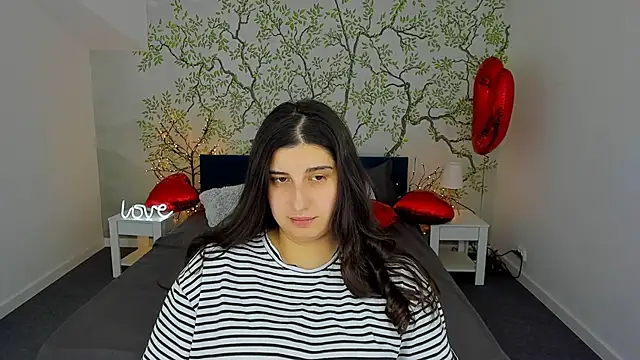 Linda EX online show from 14, 2, 2025