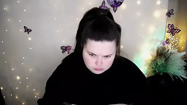 Emily Mo online show from 10, 2, 2026