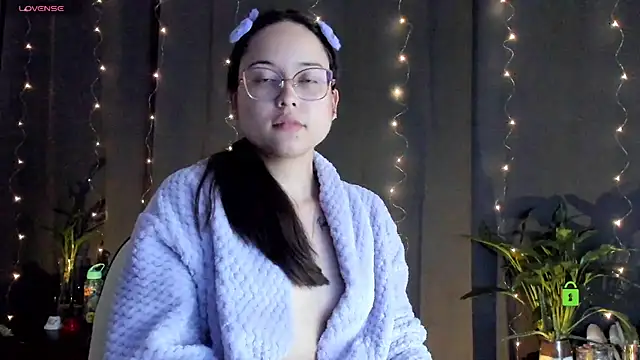 shantalc3rezo online show from 17, 2, 2025