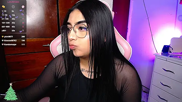 Snapshot of eva_six chatting on 11, 12, 2024 eva six online show from 11, 12, 2024