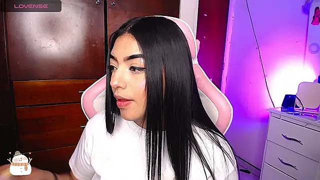 Snapshot of eva_six chatting on 17, 12, 2024 eva six online show from 17, 12, 2024