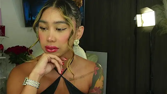 Snapshot of liah_v chatting on 11, 4, 2026 liah v online show from 11, 4, 2026