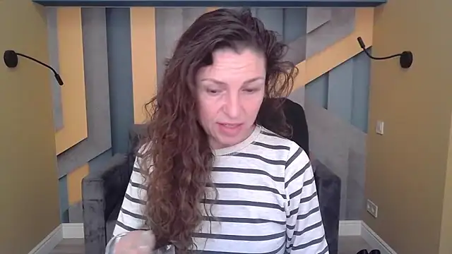 EllaLong online show from 3, 11, 2025