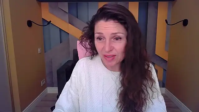 EllaLong online show from 8, 2, 2026