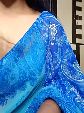  surbhi  online show from 11, 3, 2025