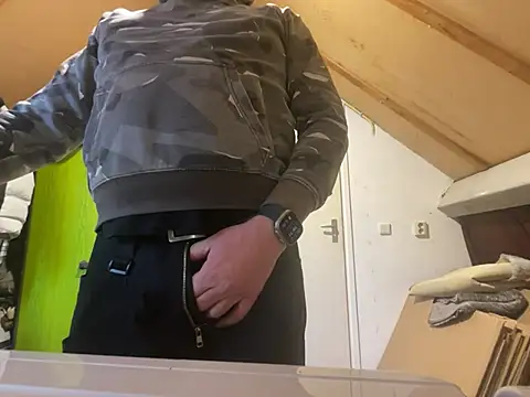 Snapshot of Lovetobenaked4u chatting on 23, 1, 2025 Lovetobenaked4u online show from 23, 1, 2025