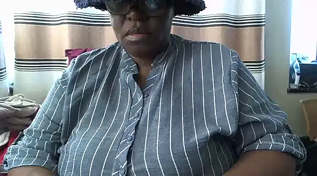 Snapshot of BustyyGoddess chatting on 22, 1, 2025 BustyyGoddess online show from 22, 1, 2025