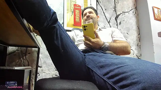 Snapshot of Maxi_TheBigDaddy chatting on 7, 1, 2026 Maxi TheBigDaddy online show from 7, 1, 2026