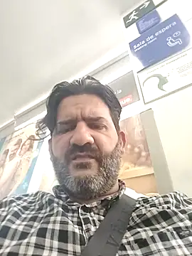 Snapshot of Maxi_TheBigDaddy chatting on 6, 2, 2026 Maxi TheBigDaddy online show from 6, 2, 2026