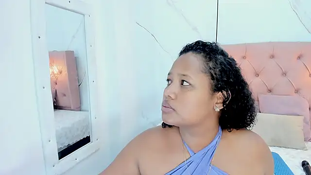 Belle Brunette online show from 31, 1, 2025