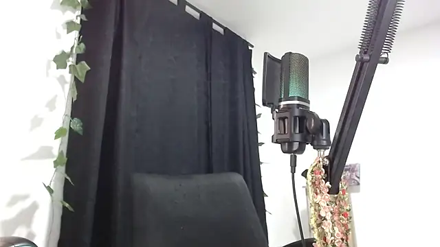 shy katy  online show from 6, 3, 2026