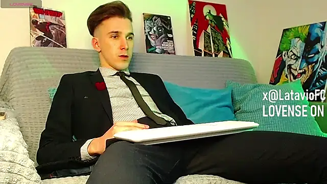 Snapshot of Midnighter_ chatting on 13, 3, 2026 Midnighter online show from 13, 3, 2026