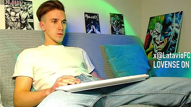 Snapshot of Midnighter_ chatting on 31, 3, 2026 Midnighter online show from 31, 3, 2026