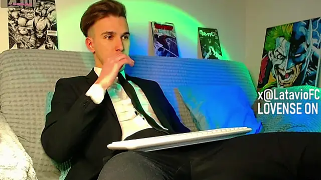 Snapshot of Midnighter_ chatting on 12, 4, 2026 Midnighter online show from 12, 4, 2026