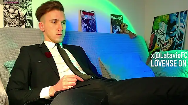 Snapshot of Midnighter_ chatting on 13, 4, 2026 Midnighter online show from 13, 4, 2026