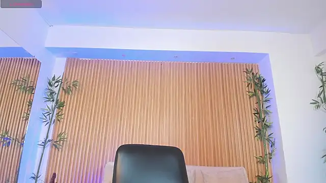 Snapshot of charlottewhitte chatting on 14, 10, 2025 charlottewhitte online show from 14, 10, 2025