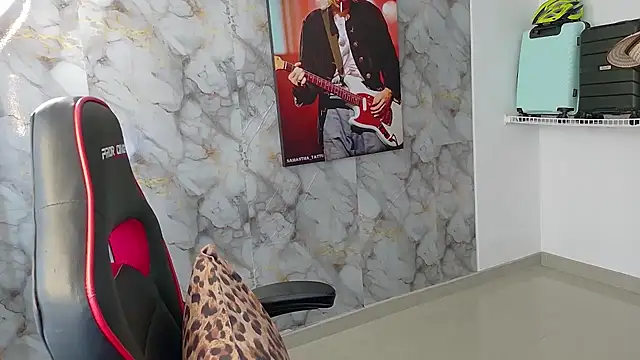 Snapshot of samantha_tattu chatting on 30, 9, 2025 samantha tattu online show from 30, 9, 2025