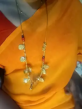 Snapshot of tuttifrutti17 chatting on 18, 12, 2024 tuttifrutti17 online show from 18, 12, 2024