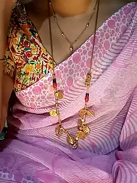 Snapshot of tuttifrutti17 chatting on 22, 1, 2025 tuttifrutti17 online show from 22, 1, 2025