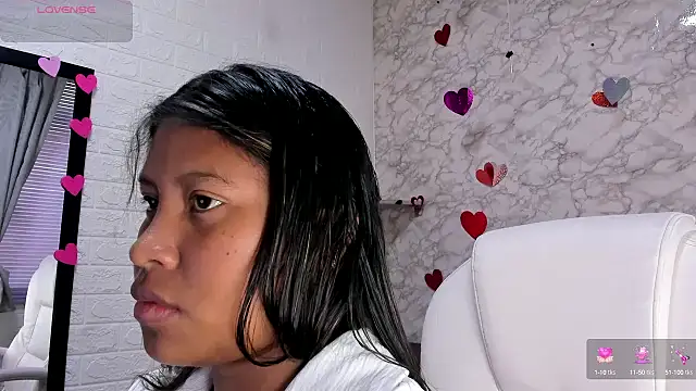 lunahot  07 online show from 20, 2, 2025