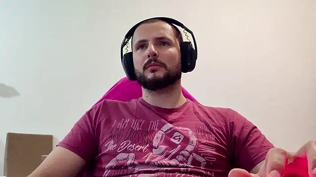 Snapshot of iurytx chatting on 20, 11, 2025 iurytx online show from 20, 11, 2025