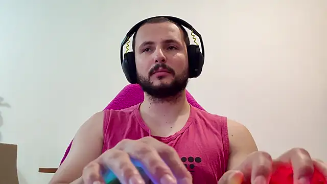 Snapshot of iurytx chatting on 30, 11, 2025 iurytx online show from 30, 11, 2025