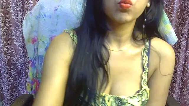 Snapshot of iam-moni2 chatting on 7, 3, 2025 iam-moni2 online show from 7, 3, 2025