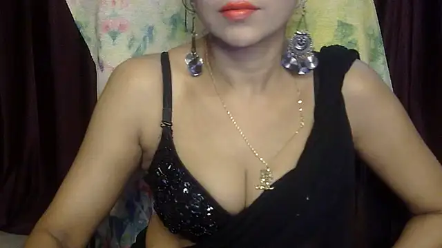 Snapshot of iam-moni2 chatting on 23, 5, 2026 iam-moni2 online show from 23, 5, 2026