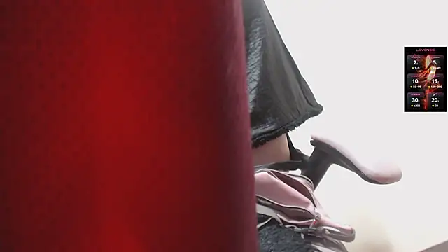 toxxxic cams online show from 17, 2, 2026