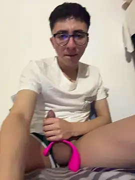 CamiRojas boy online show from 25, 3, 2026