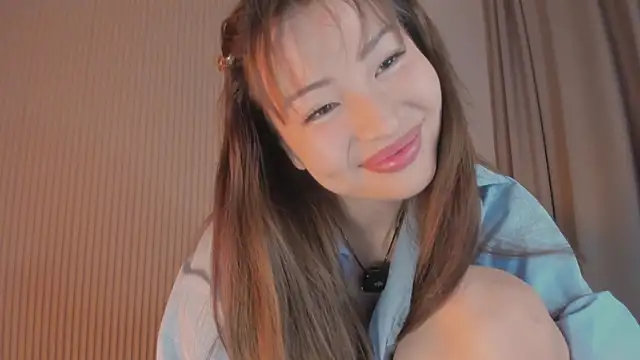 Snapshot of kawaii_mia chatting on 25, 3, 2026 kawaii mia online show from 25, 3, 2026