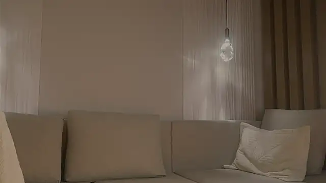 Snapshot of kawaii_mia chatting on 25, 4, 2026 kawaii mia online show from 25, 4, 2026