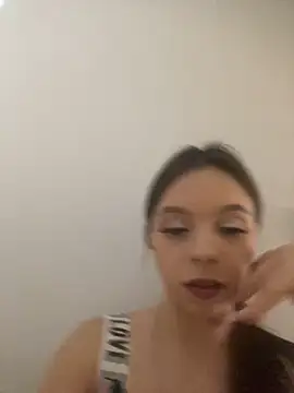 ElisabethDavis online show from 4, 1, 2025