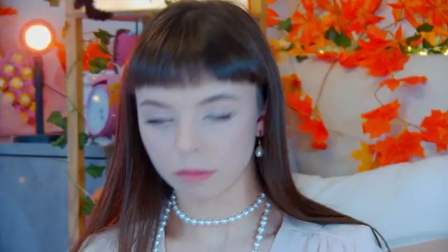 ElisabethDavis online show from 17, 10, 2025