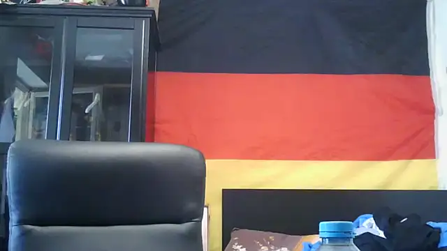 Snapshot of Die-geile-Sau chatting on 19, 6, 2026 Die-geile-Sau online show from 19, 6, 2026