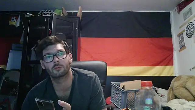 Snapshot of Die-geile-Sau chatting on 6, 7, 2026 Die-geile-Sau online show from 6, 7, 2026
