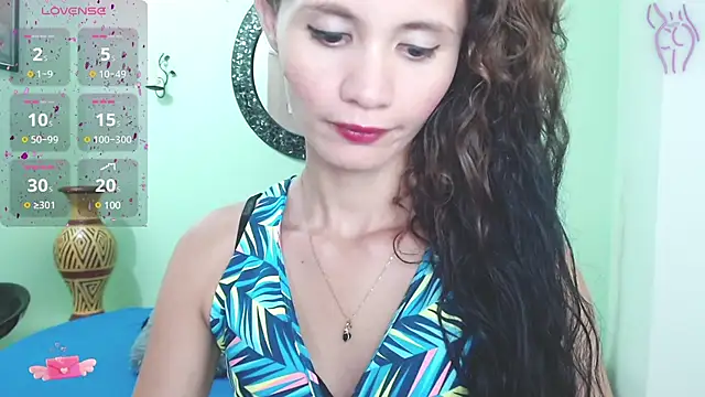 Sofia Franco  online show from 7, 1, 2025