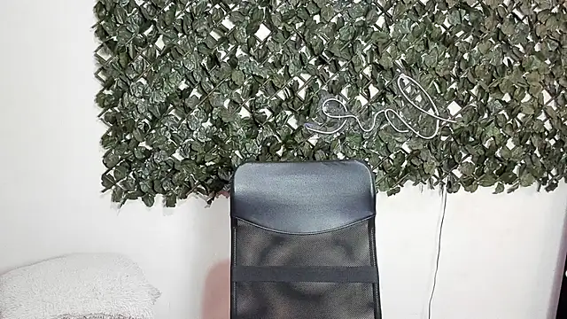 Snapshot of Sofia_Franco_ chatting on 28, 4, 2026 Sofia Franco online show from 28, 4, 2026